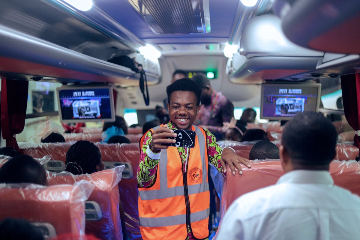 pensaugofficial's tweet photo. We just could not hide our joy ππ₯°.
See what the Lord has done πΉπΆ
#49seaterbus
#fruifulness https://t.co/oHkH2QsOSs