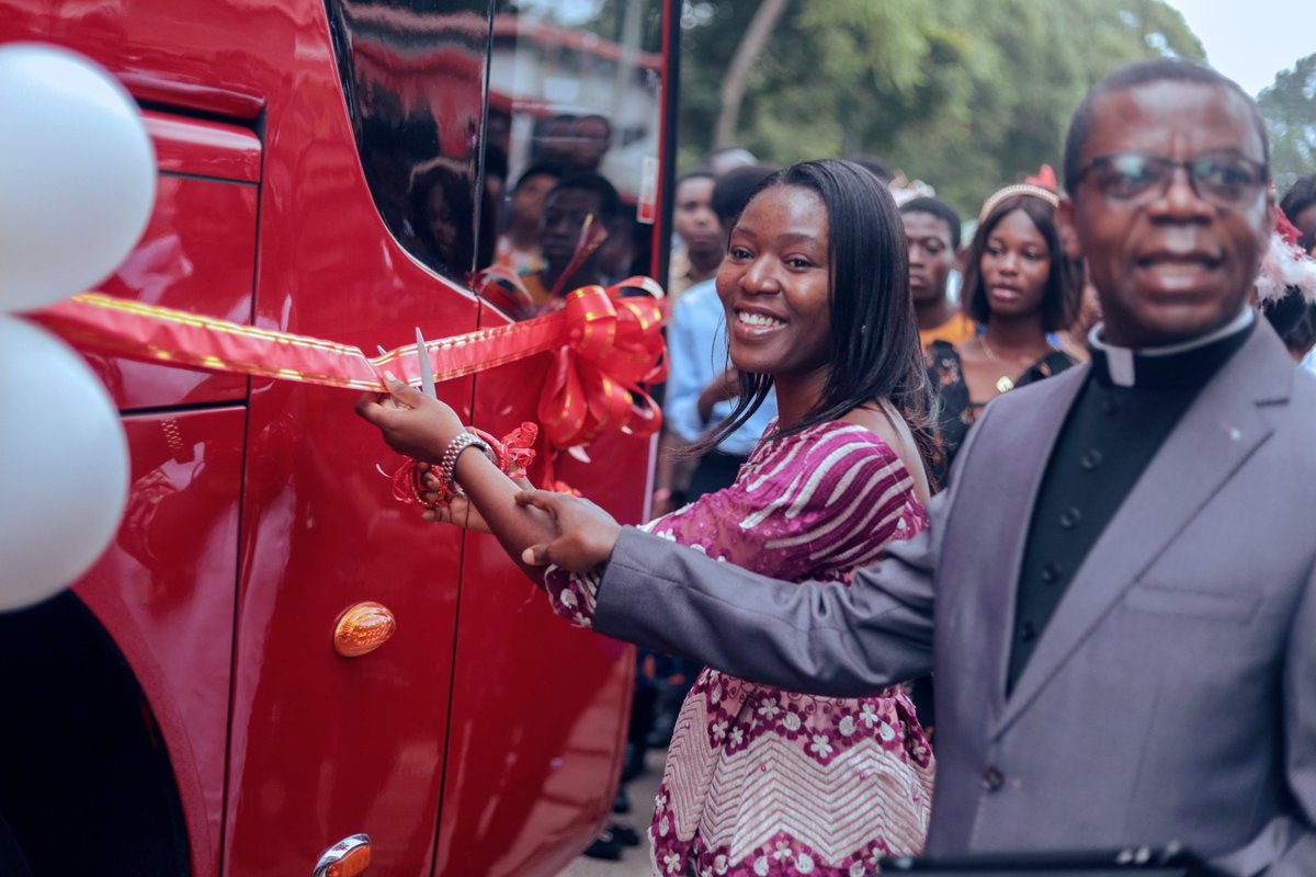 pensaugofficial's tweet photo. We just could not hide our joy ππ₯°.
See what the Lord has done πΉπΆ
#49seaterbus
#fruifulness https://t.co/oHkH2QsOSs