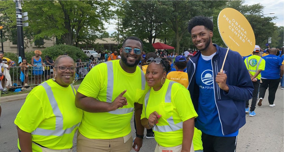 This past weekend, #lakesidealliance got to walk in the @budparade! The tradition is the second largest parade in the US next to the Rose Bowl.

#turnerconstruction #parade #lakesidealliance #budbilliken #ourpeopleourstrength #buildwithturner #obamapresdientialcenter