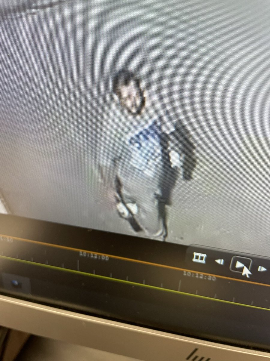 OfcHobbs's tweet photo. I would like to speak to the two individuals pictured below. If you know who they are, please send me a message through Twitter or contact the @BellevuePolice #bpd https://t.co/frDPvyidkW
