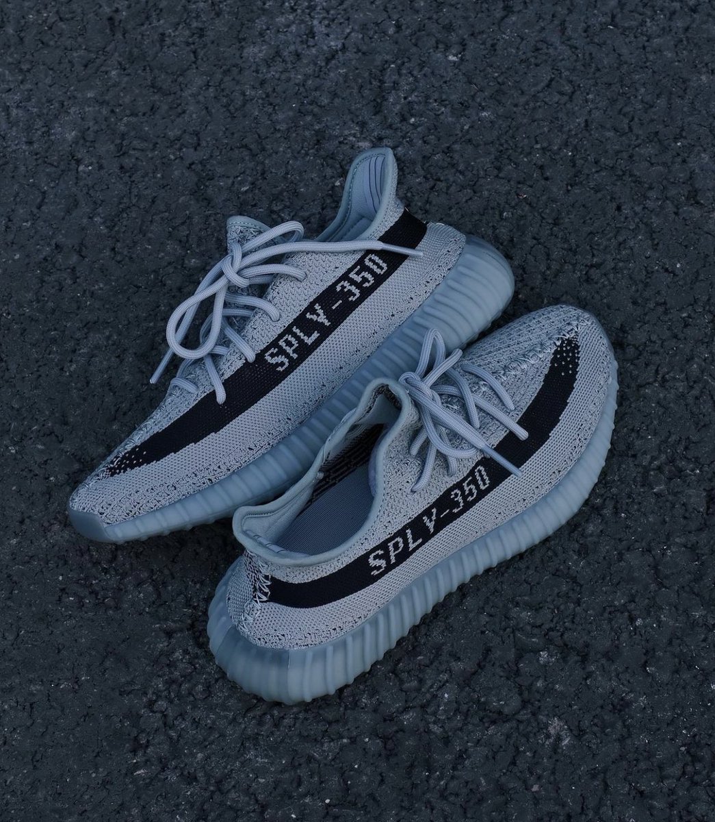 nicekicks's tweet photo. “Jade Ash” YZY 350 V2 🌐 https://t.co/p5wLD3X4VL
