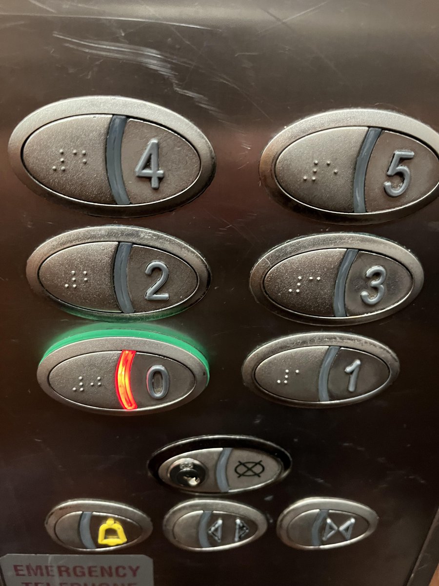 PR0GRAMMERHUM0R's tweet photo. Obviously European elevators are designed by C programmers! https://t.co/vAAYXr7UnR https://t.co/WafYPvm8Av