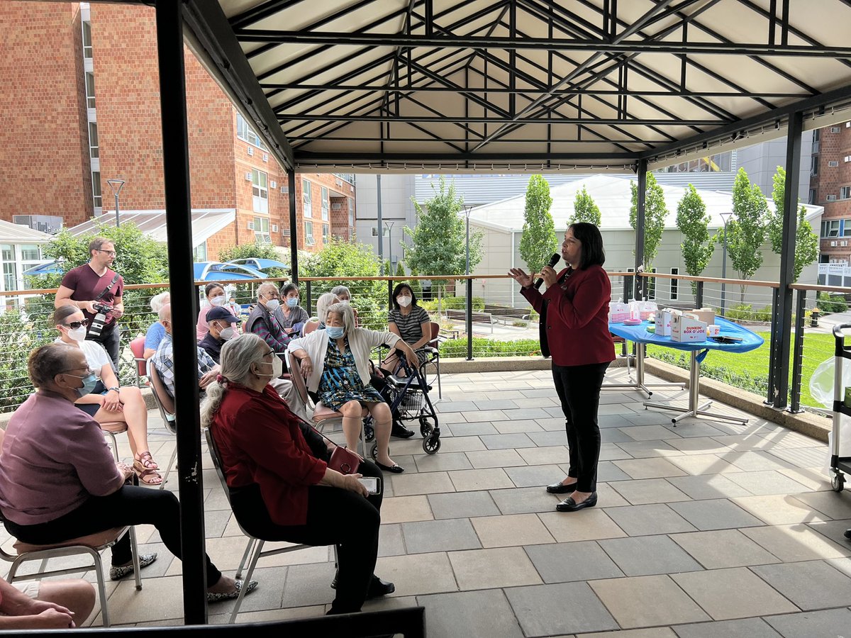 Emilyklevine's tweet photo. Thank you @MayorDriscoll for coming to see us today. We love showing off our communities and are even more proud of the engaged residents and employees who make our campuses hum @LifeAt2Life #agingincommunity https://t.co/1fqVWsYU90
