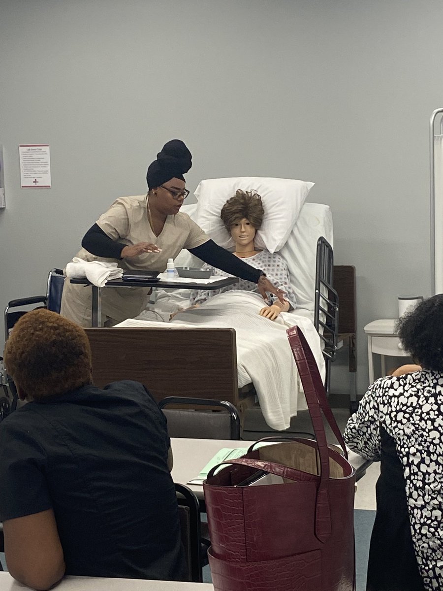HealthcareKy's tweet photo. Our CNA class just started! To find out when our next one starts, click the link In bio! https://t.co/JjnqMn2hcr