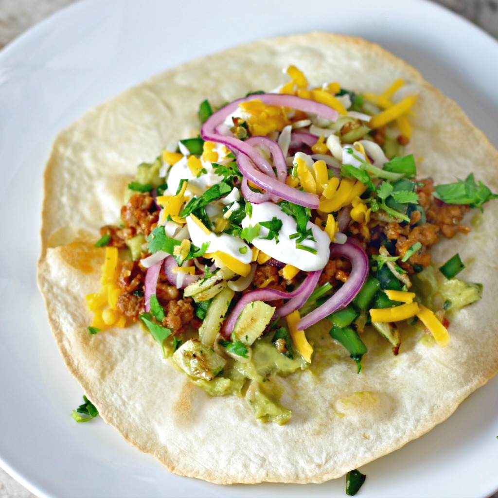 MrRealEstateNJ's tweet photo. You'll probably wind up making this tostada recipe again—and soon. #delish #dinners  https://t.co/v9KknH1u9o https://t.co/0d4xo6T4tc