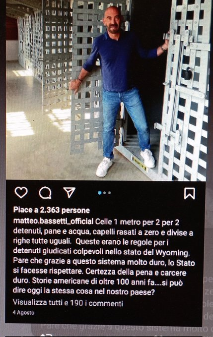 gianfrancomer11's tweet photo. SE E VERO CHE L'HA DETTO E' UNO #SPORCO #NAZISTA https://t.co/iDMGMRbAWx