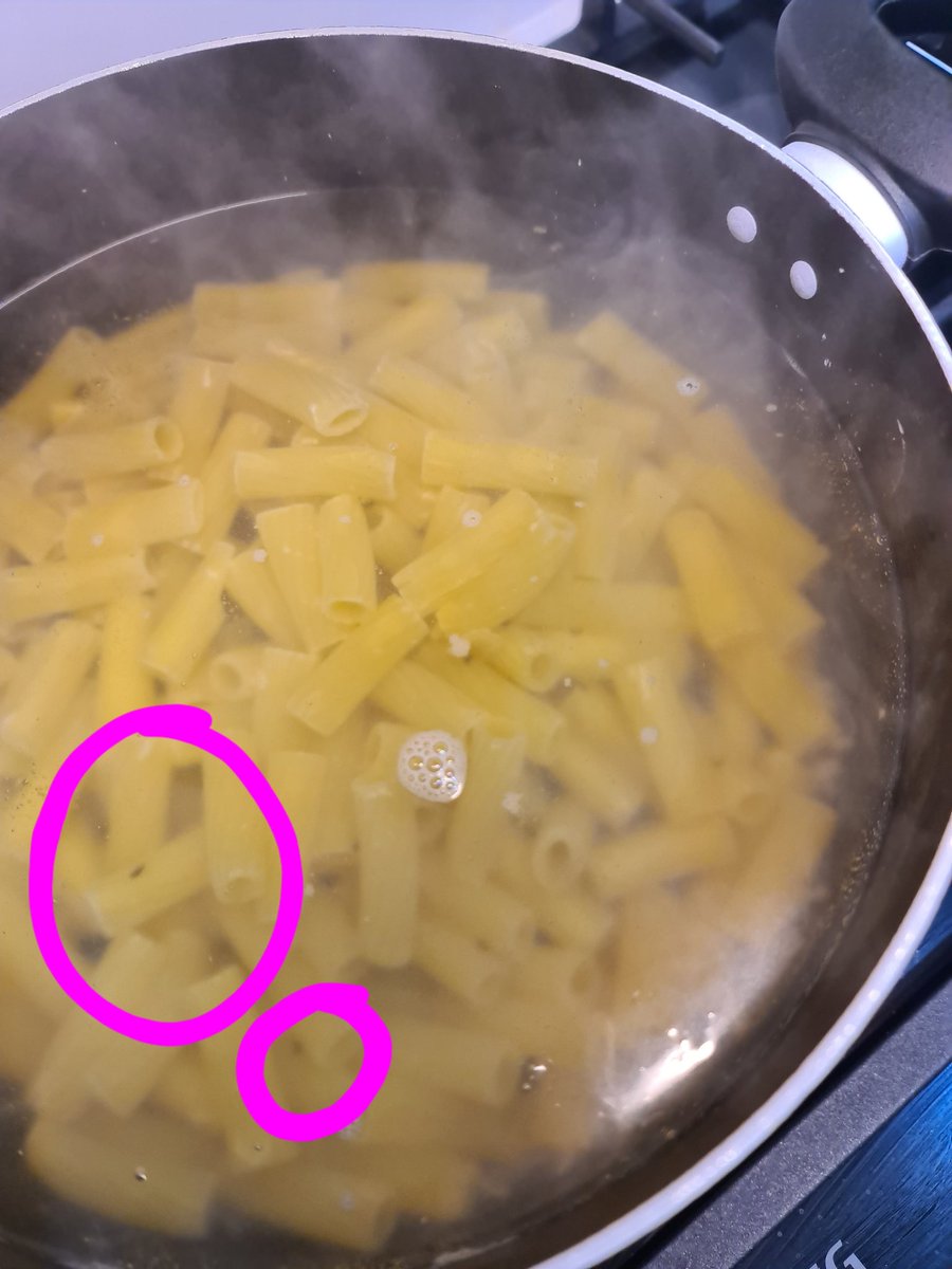 hjs0000's tweet photo. @AsdaServiceTeam I have just gone to cook food for the family and found live creatures crawling in the pasta bag. Eggs must have been laid...absolutely disgusting!!! I will not be shopping with you!!! https://t.co/LKuIecL2cR