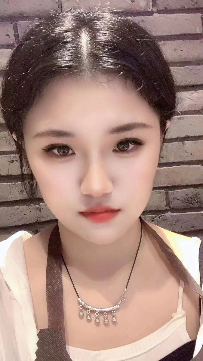 zzh6813's tweet photo. 郑州的一个小骚货 有偿玩当面付 一次700两次1000当面付 要联系方式的需要给个小烟钱 保真 https://t.co/1akLTDBxqa