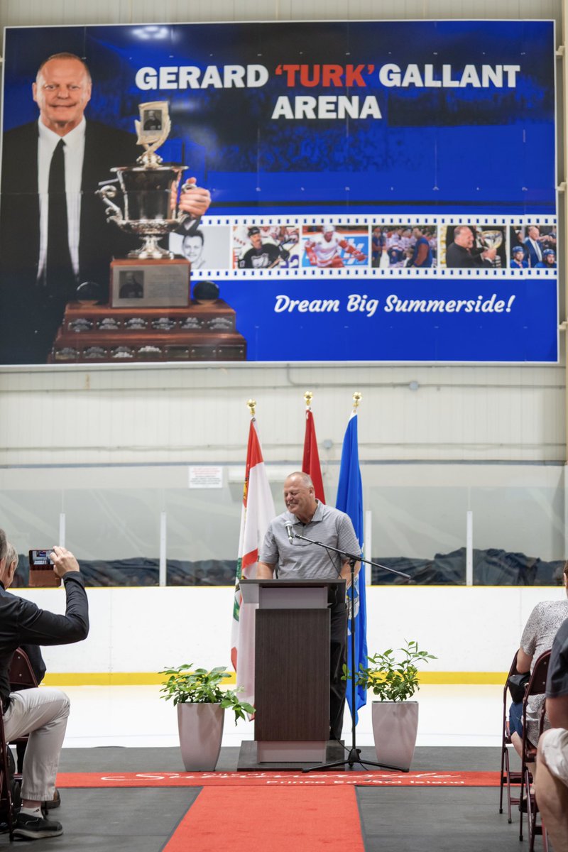 It’s official - The Ice Pad at @CUPEvents is now the Gerard ‘Turk’ Gallant Arena 🥅 Congratulations to Turk on all his hard work, very long list of accomplishments, and for always championing his hometown and home province! Congratulations, Turk!