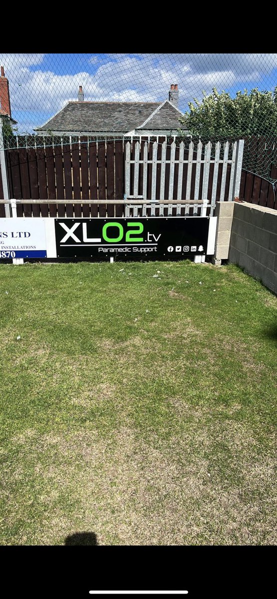 XLO2tv's tweet photo. Supporting local football teams that mean a lot to the https://t.co/Lo7O6pJDD9 team. First one at @WhitbyTownFC #football #whitby #paramedic #local #setmedic https://t.co/5D0VWNTfFS