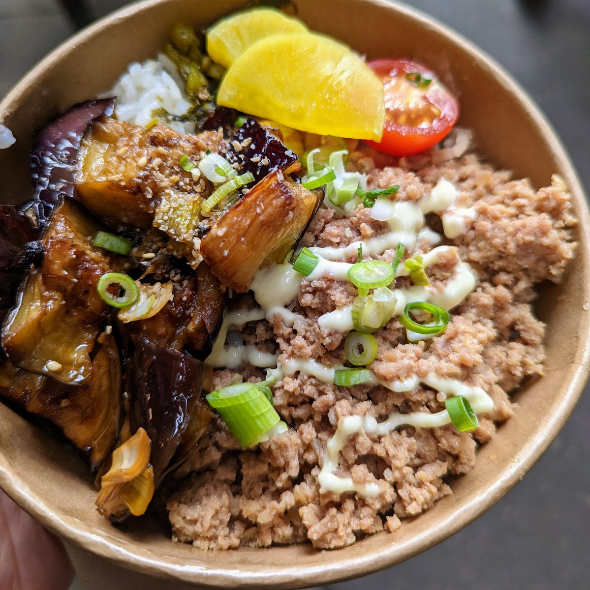 そーれちぇ tweet media