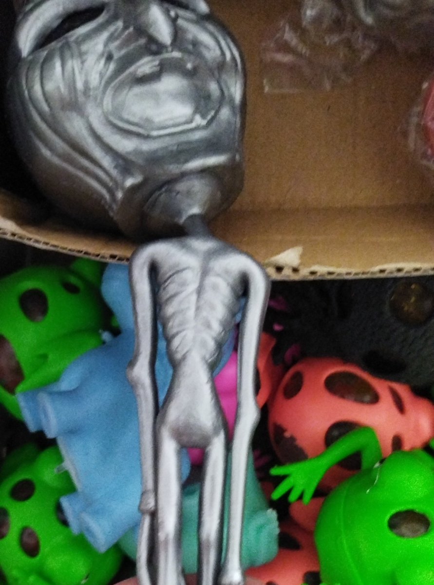 knottedblonde's tweet photo. thinspo goddamn look at the thigh gap...look at the arms....HE is ANA.... https://t.co/FYxid47xJC