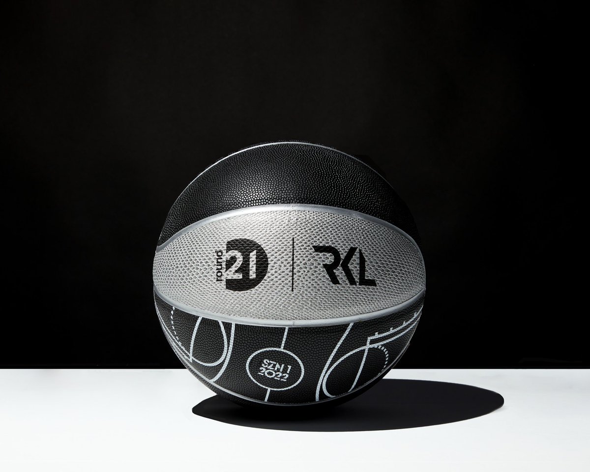 RumbleKongs's tweet photo. We are super excited to announce a partnership with @weareround21, a fellow web3 basketball brand 🏀 

To kick things off, we are releasing a digital airdrop for ALL our Kong holders! 🔥 

Let's check out some of the benefits you'll get from this partnership...

1/5 🧵 https://t.co/6Gk7QyJNYW
