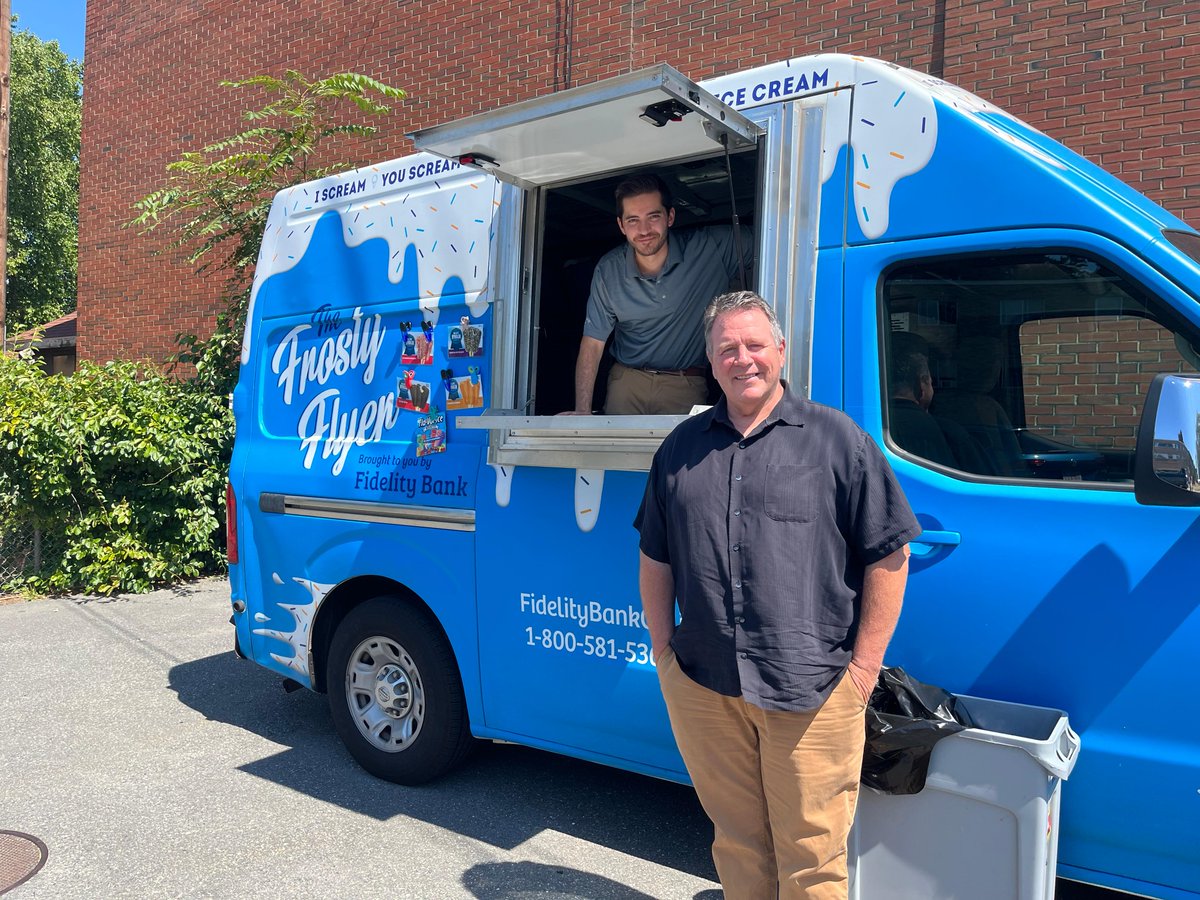 cc_worc's tweet photo. Catholic Charities staff enjoyed some nice cold treats on a hot Summer afternoon all thanks to Fidelity Bank who organized a Frosty Flyer Ice Truck to come by the office and help us beat the heat! https://t.co/NJFhLSXf7E