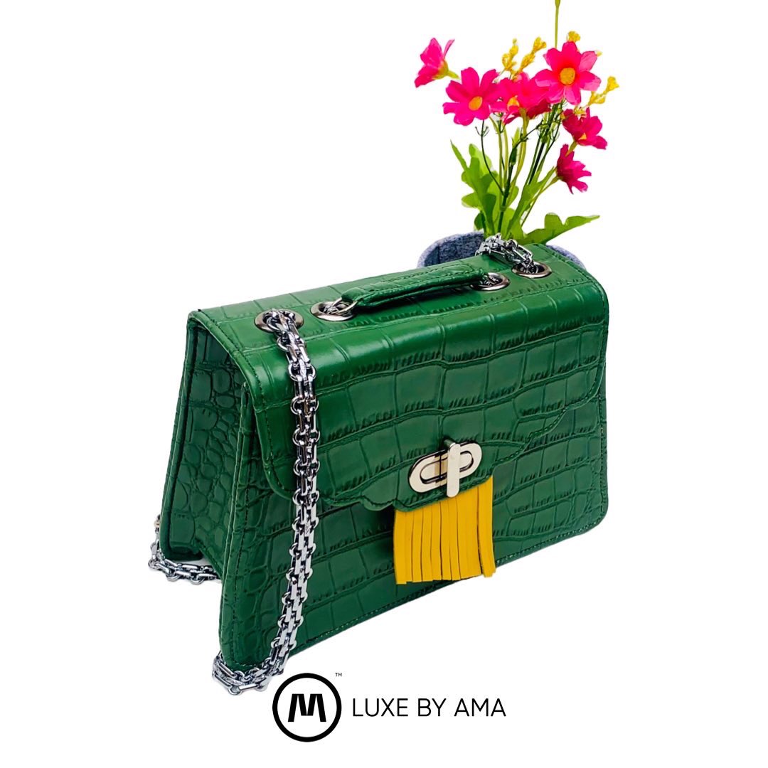 AMALeathers's tweet photo. AYEEDUN MINI

Finally, you can limit yourself to only essentials.

There’s a reason why people are often told to pack only what they need. Why? Because we always think we need more than what you need. 

#Asuuwhy #minibag #BBNajia #Shella #luxebyama https://t.co/OF2mvYjx8C