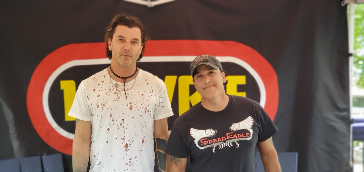 RevRobb0315's tweet photo. @MeltdownWRIF chopping it up with @GavinRossdale of Bush live from @PineKnobMusic @101wrif https://t.co/c0cVCKwZnY