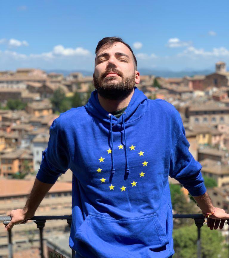 𝐇𝐨 𝐝𝐞𝐜𝐢𝐬𝐨 𝐝𝐢 𝐚𝐜𝐜𝐞𝐭𝐭𝐚𝐫𝐞 𝐥𝐚 𝐜𝐚𝐧𝐝𝐢𝐝𝐚𝐭𝐮𝐫𝐚 𝐚𝐥𝐥𝐚 𝐂𝐚𝐦𝐞𝐫𝐚 𝐝𝐞𝐢 𝐃𝐞𝐩𝐮𝐭𝐚𝐭𝐢 𝐧𝐞𝐥𝐥𝐞 𝐥𝐢𝐬𝐭𝐞 𝐝𝐞𝐥 𝐏𝐚𝐫𝐭𝐢𝐭𝐨 𝐃𝐞𝐦𝐨𝐜𝐫𝐚𝐭𝐢𝐜𝐨.

#Elezioni2022 #PartitoDemocratico #Umbria