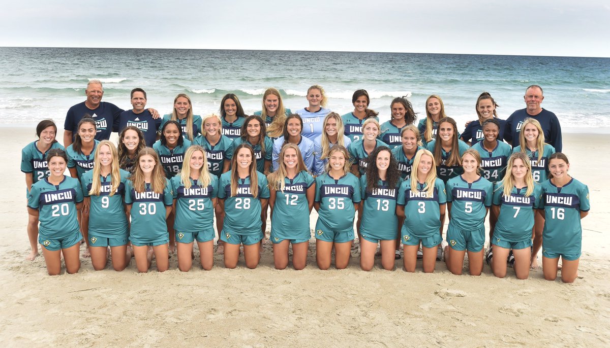 UNCWSoccer's tweet photo. We Present:

The 2022 UNCW Women’s Soccer Team!

#HawkYeah #UNCW https://t.co/yd0ARzmsoG