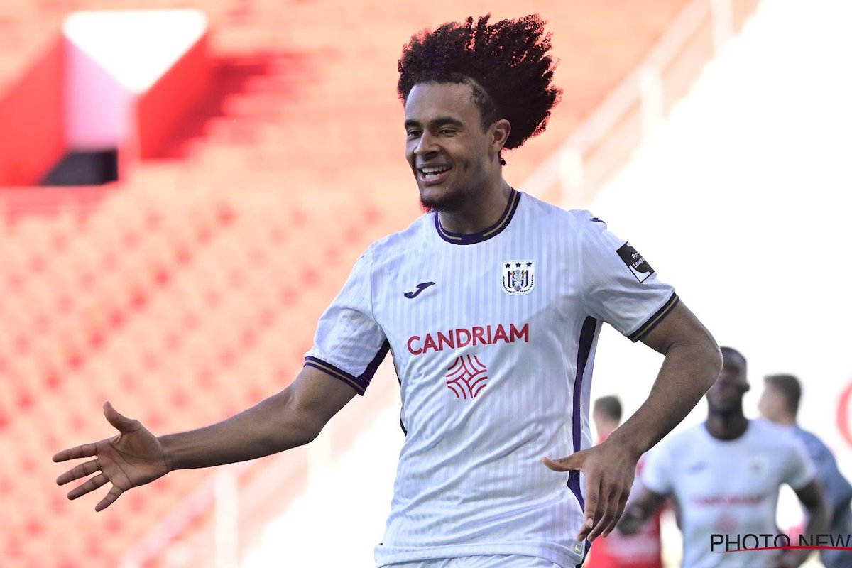 ACDAnderlecht's tweet photo. ⚪️ Mercato.

🇳🇱 Anderlecht a informé le Bayern qu'ils étaient intéressés par un transfert de Joshua Zirkzee.

 (@cfbayern) https://t.co/6QkkGDvGbt