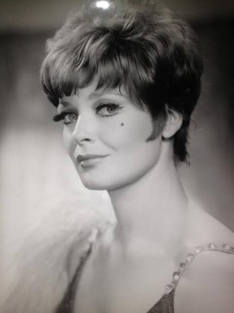 Happy birthday Anita Gillette. My favorite film with Gillette is Moonstruck. 