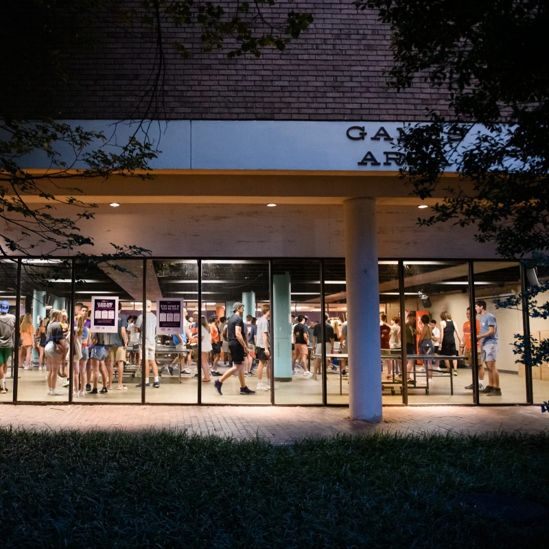 ClemsonSA's tweet photo. NEWS: Starting Thursday, first-year students will have the opportunity to participate in a variety of activities as part of Welcome Week to help them form relationships and get connected on campus before classes begin.
Details and schedule ⬇️ #ExperienceInvolvement