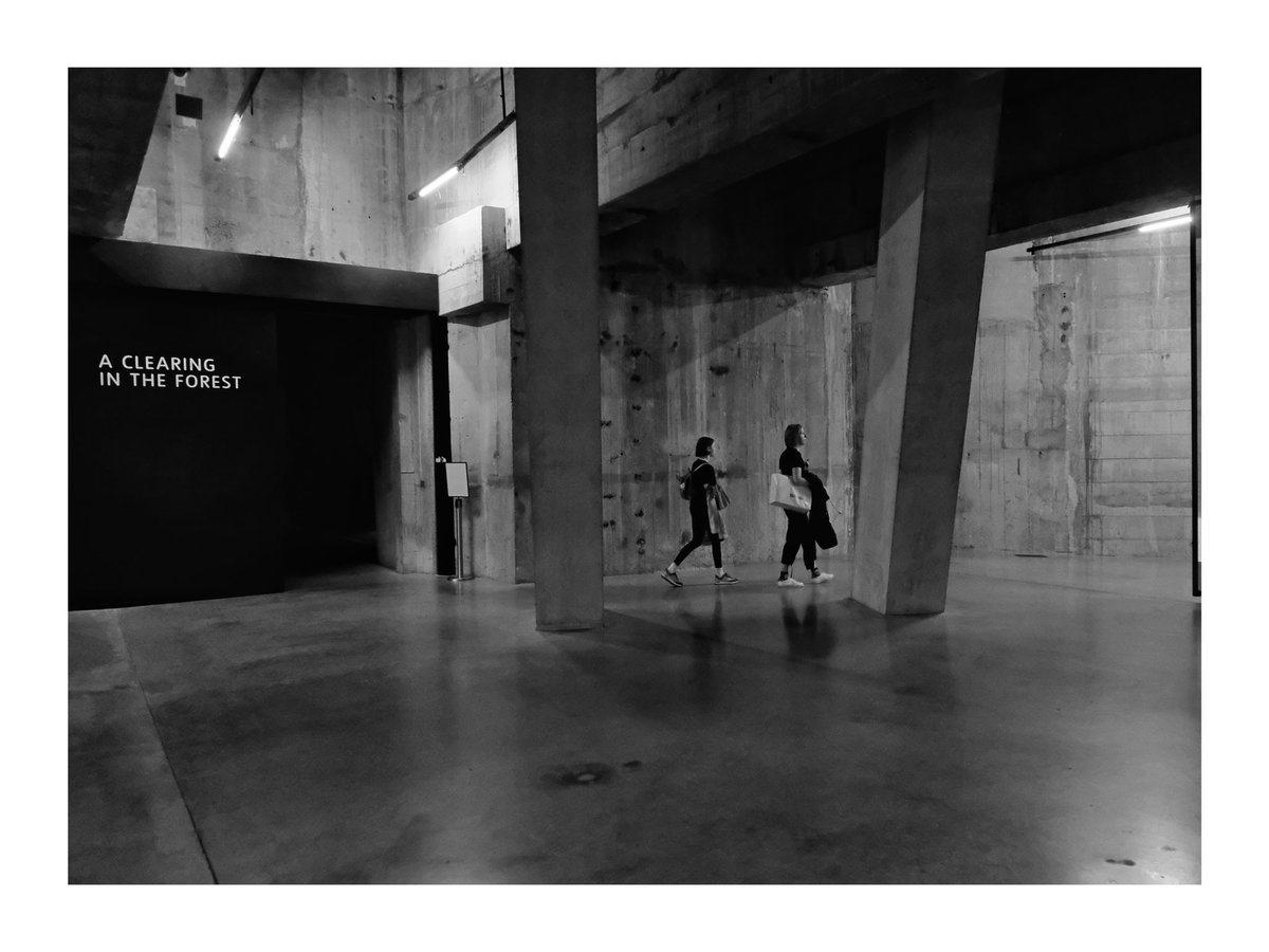 snapper2013's tweet photo. Tate Modern #London #londonstreetphotographer #streetphotography #fujixseries #fujifilm_uk #streetphotography #street photography #streetphotography #peoplewatching #london #streetshot #fujixseries #fujifilmphotography #fujifilm_uk #fujilovers #streetlife #cityworker https://t.co/uLXrP3YcZj