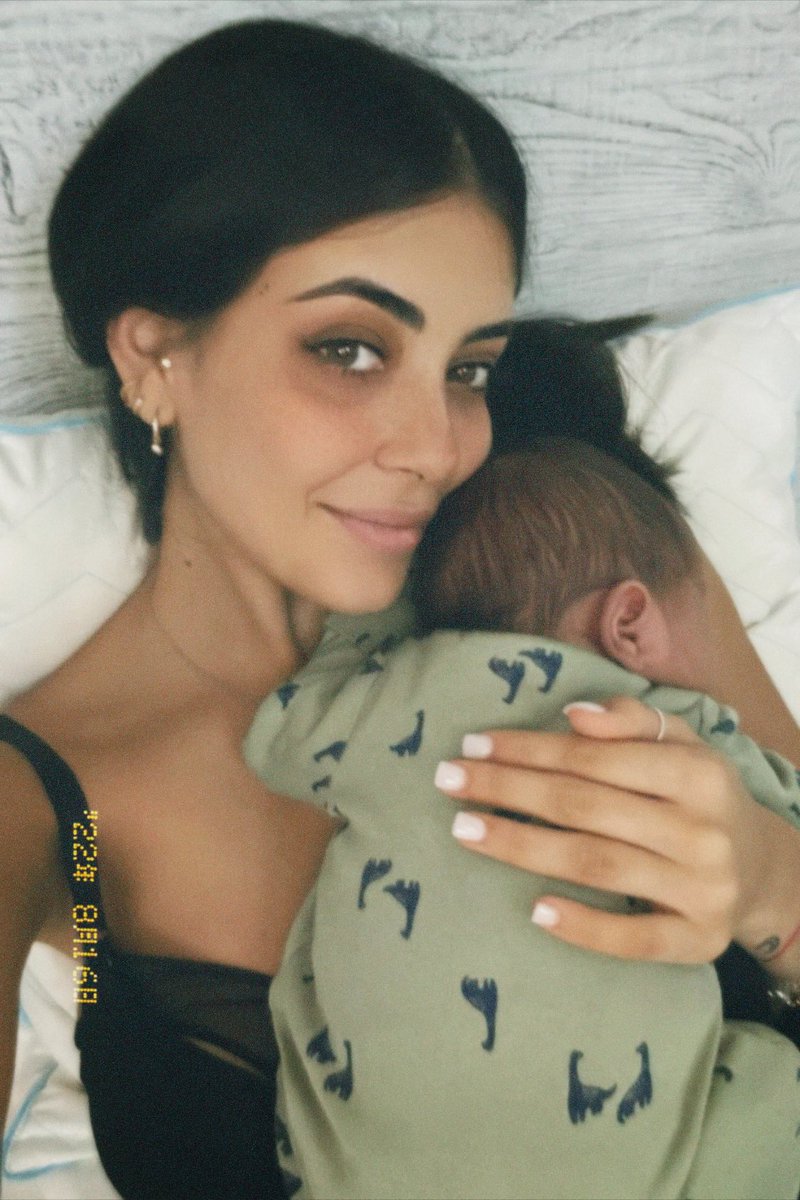 bbdalgo's tweet image. sabina + enzo = 🏡