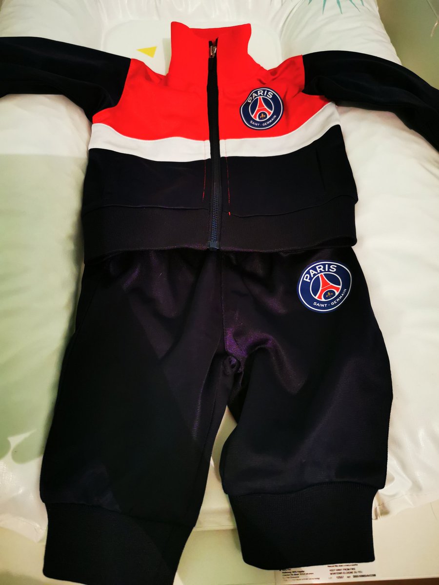 DeuxElles59330's tweet photo. Mon fils de deux mois et demi  a les même couleurs que maman ❤️ https://t.co/Pm3VlVod1I