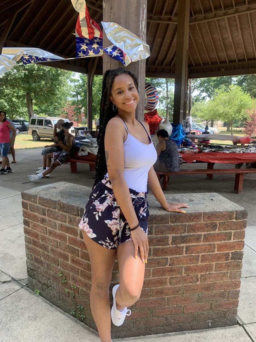 LackeyAntonette's tweet photo. #bosurollcall 
Hey everyone I’m Antonette!
-Second Year
-Nursing
-330📍
-Community Service Ambassador for BSA✊🏾
-Feel free to say hey if you see me💕 https://t.co/2lBUCQvQWC