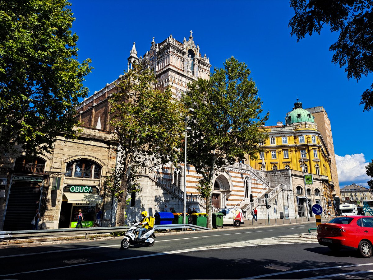 lekaboro7's tweet photo. #Rijeka #Fiume #Kvarner #Croatia #TimeOutCroatia #VisitRijeka #photographer #photo @gradrijeka @visitRijeka @Visit_Croatia @Zaljev @FindCroatia @MileticMarin_ @Zaljev @timeoutcroatia #citylife @Beautiful_Cro @Croatia_hr @Archi_Traveler https://t.co/n16nX3VgzG
