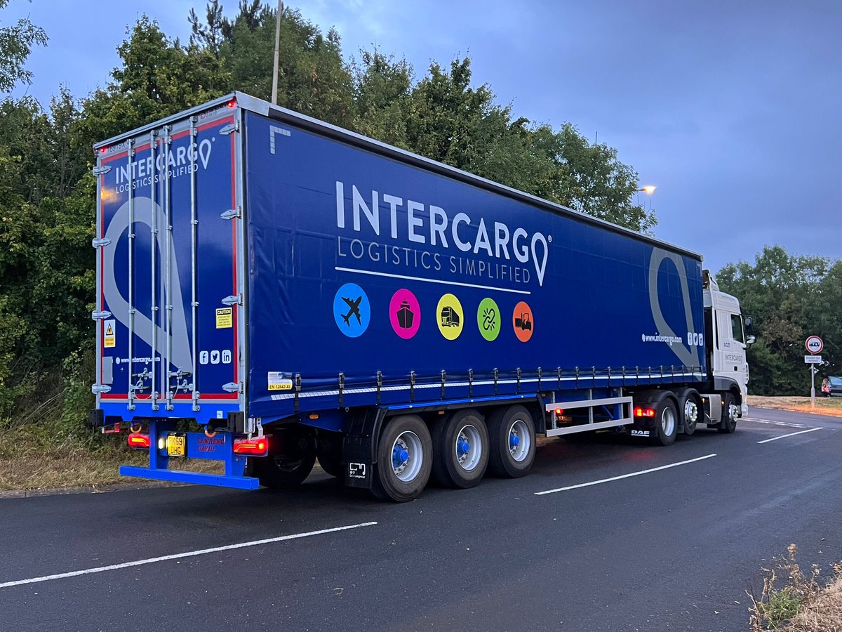 Intercargo1's tweet photo. Excited to share our new livery. Let us know what you think? Happy truck spotting! #logistics #trucking #haulage https://t.co/JvF6uw9wDc