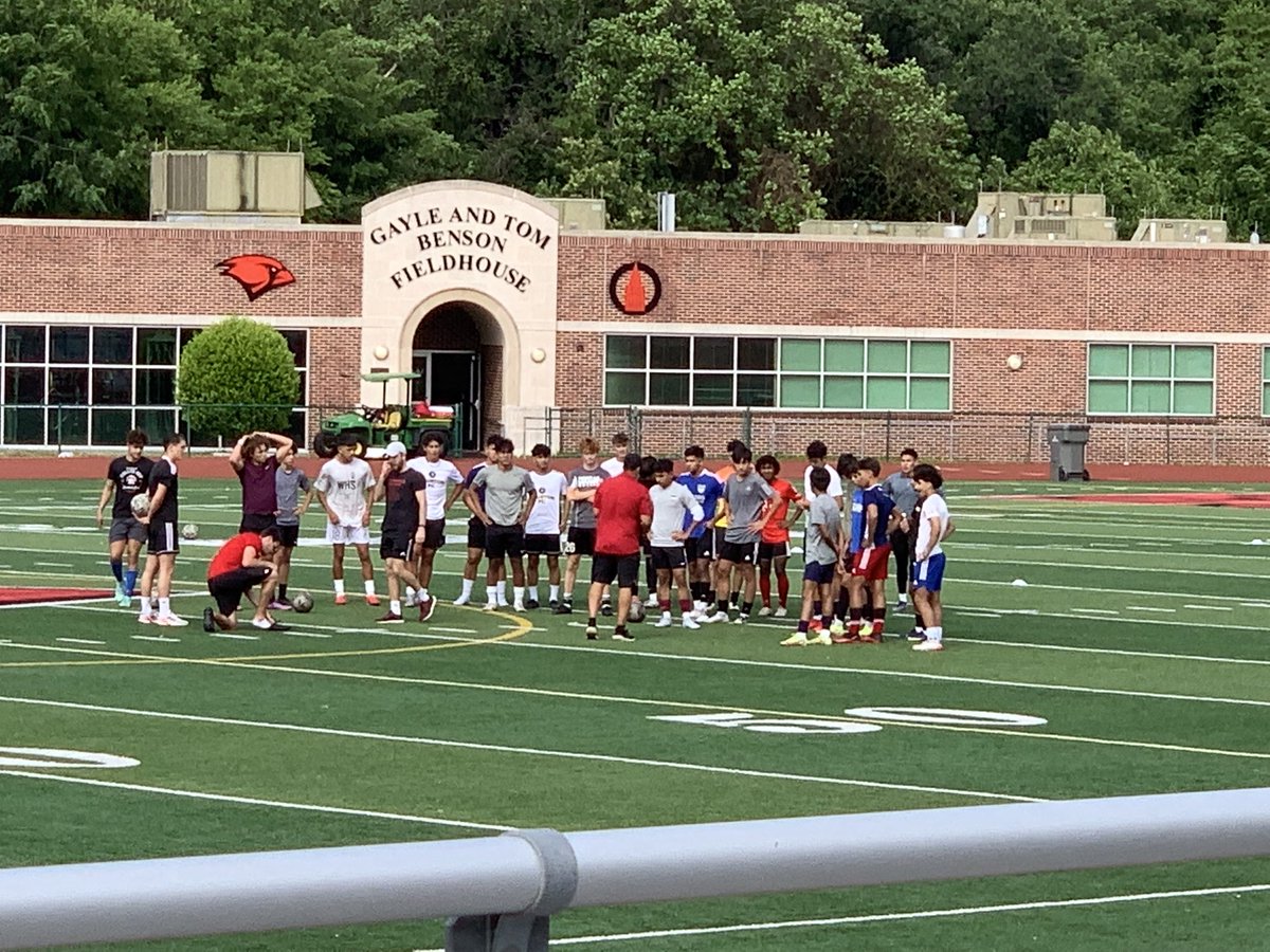 Summer goals … exceeded. 

OPSU Soccer Camp ✔️
UIW Soccer ID Camp ✔️
Creighton College ID Academy ✔️
UAB Soccer Prospect Camp ✔️
University of Denver’s Mile High Showcase ✔️
Southwestern University’s Texas Elite Combine✔️

Now to prepare for Senior HS season and Club team! ⚽️🥅