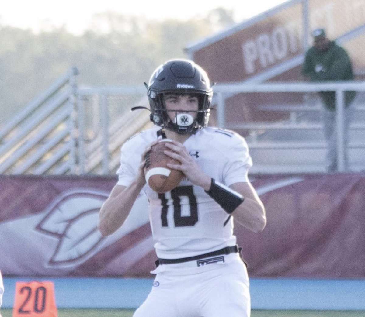 10 days till GAMEDAY 🐾🐾🐾 <a href="/Brock_Bowlby/">Brock Bowlby</a> <a href="/CCHSTerriers/">Terrier Athletics</a>