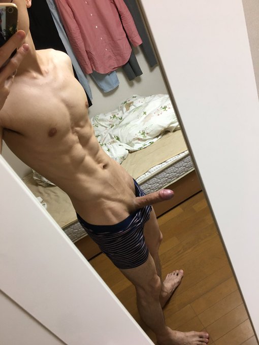 ⬇︎ https://t.co/qwaZeDL5cH