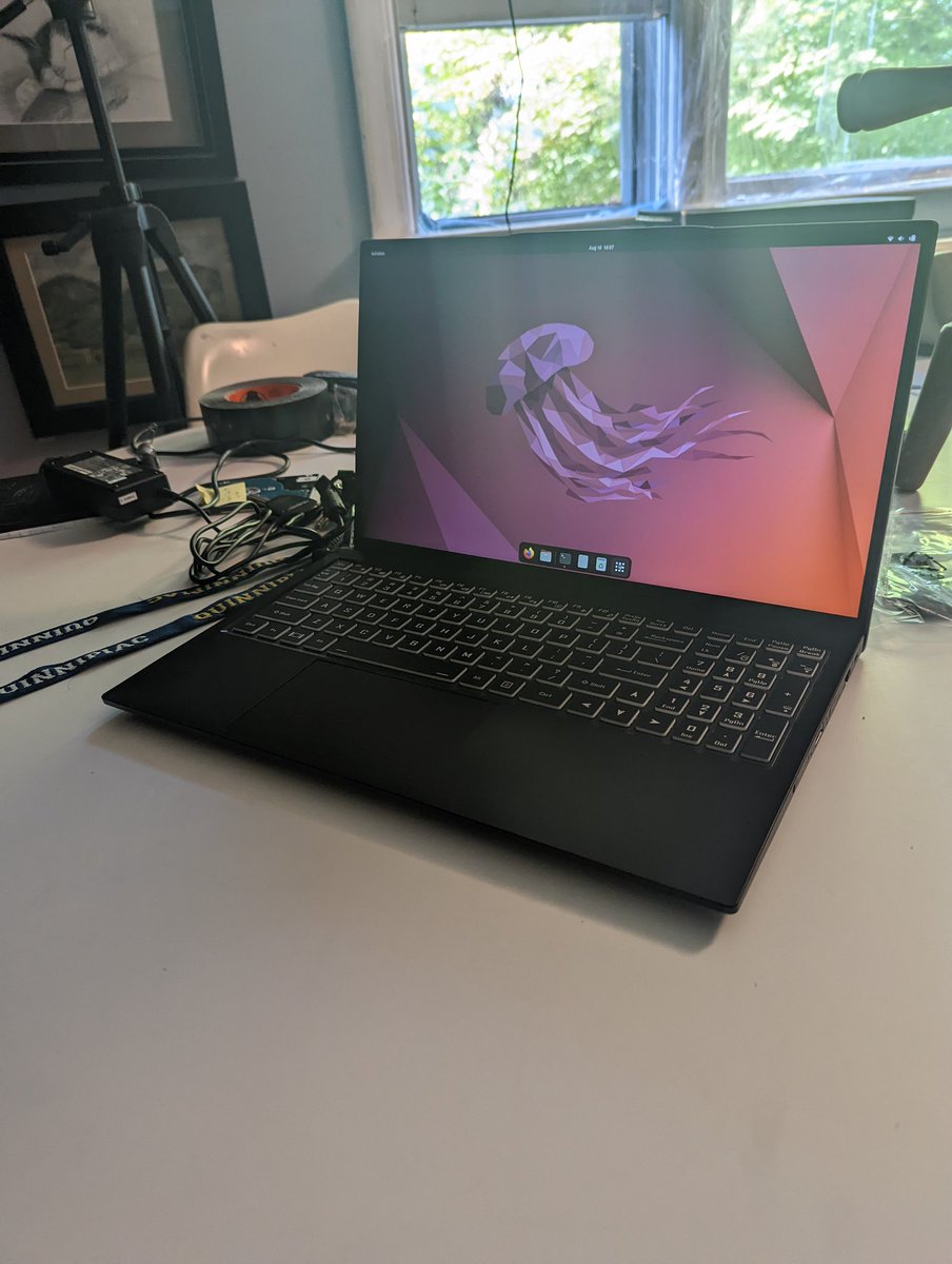 LittleTeeaaa's tweet photo. It finally came! I'm already in love with my new #darterpro from @system76 ! I was completely in love with the unboxing process, absolute best I've seen. Now it's time to get myself all set up and start using my new toy!!! https://t.co/OGSm5WDKoT