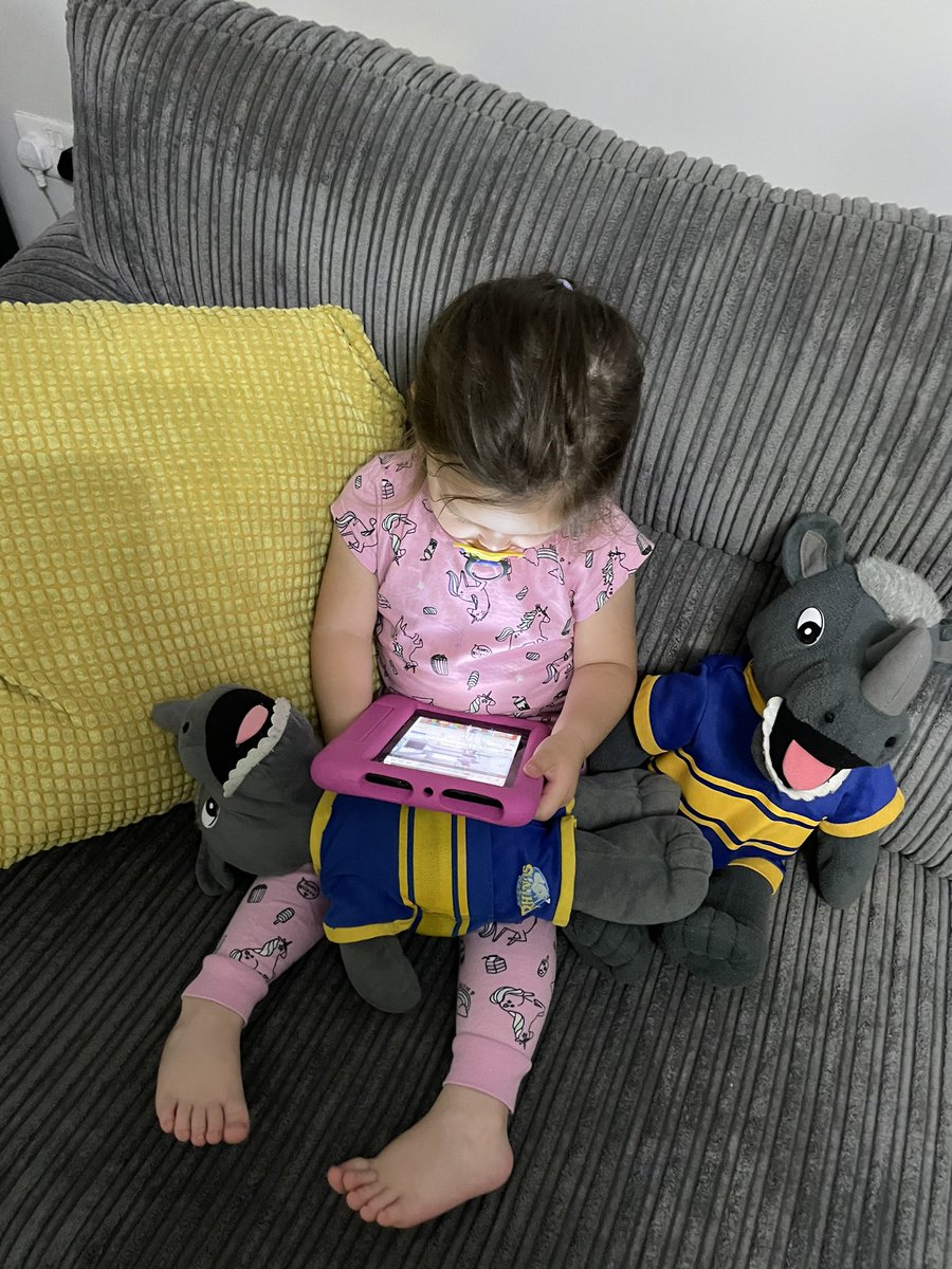 MrsButler2411's tweet photo. @OneRonnieRhino my 2 year old is obsessed with you! She won’t sleep without her Ronnie teddy and carries him everywhere. My brother is a rhino fan and bought her the first teddy when she was 9 month old. Don’t suppose you could send a video saying Hi to her? Her name is Daisy 🥰 https://t.co/dJtAkIal0i