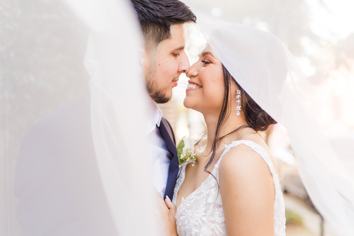 valeriaaorozco_'s tweet image. I’ll choose you always #TheOrozcos 🤍🥂