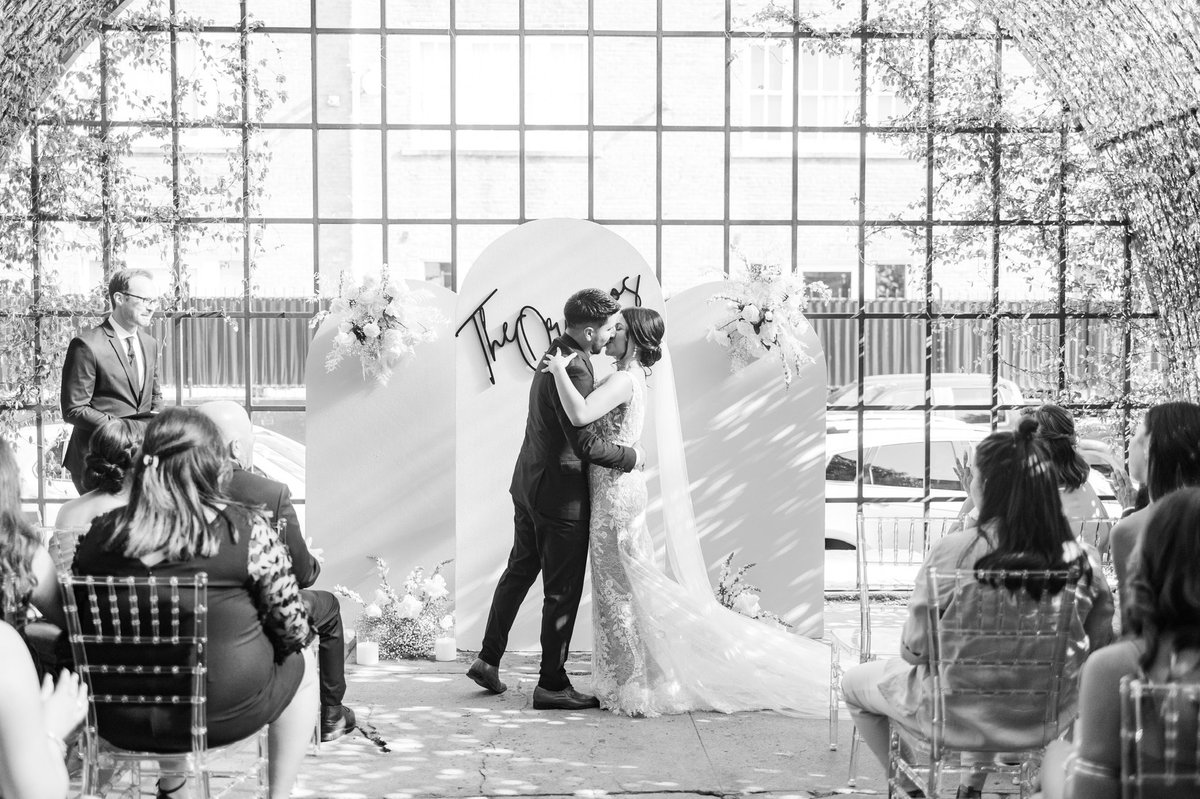 valeriaaorozco_'s tweet image. I’ll choose you always #TheOrozcos 🤍🥂