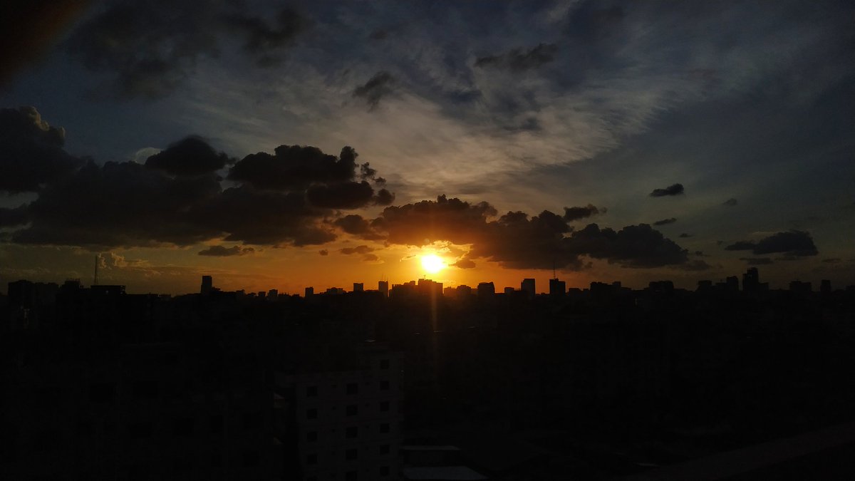 rafi_forhan's tweet photo. Cherish every Sunset. https://t.co/IgKtri9Z66