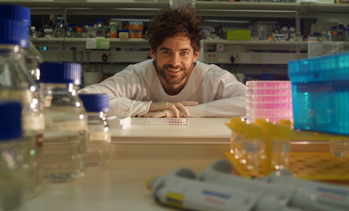 Quick intro: 

🎨I do creative cancer education with <a href="/Excite_Science/">Cancer ARt Gallery</a> 
🧬I'm a cancer researcher @QIMRBerghofer 
🙌I help scientists achieve their goals <a href="/stemventurist/">stemventurist</a> 
📣I'm the #ScienceWeek <a href="/InspiringQld/">InspiringQld</a> Ambassador 

I'll be sharing lessons as you follow my day-in-the-life👇