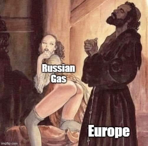 INArteCarloDoss's tweet photo. Who did this? How dare you? https://t.co/5dQ9mzsic7