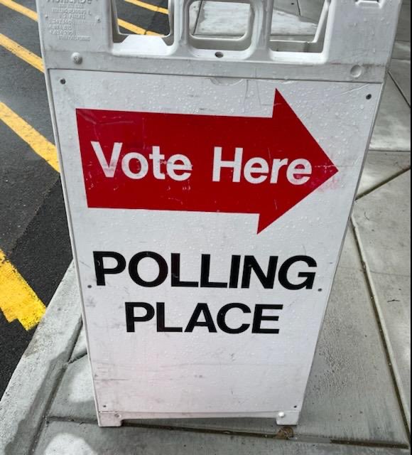 AnthonyApril11's tweet photo. Remember go vote! https://t.co/LXK5XkNOep
