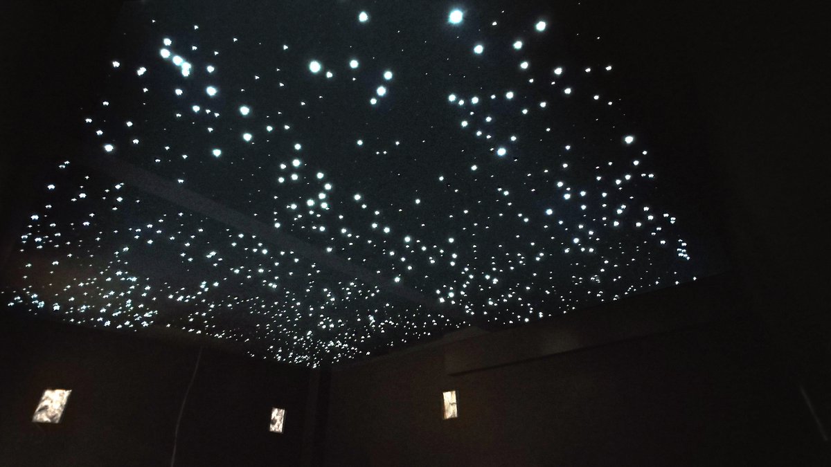 Valencia Theater Seating tweet media