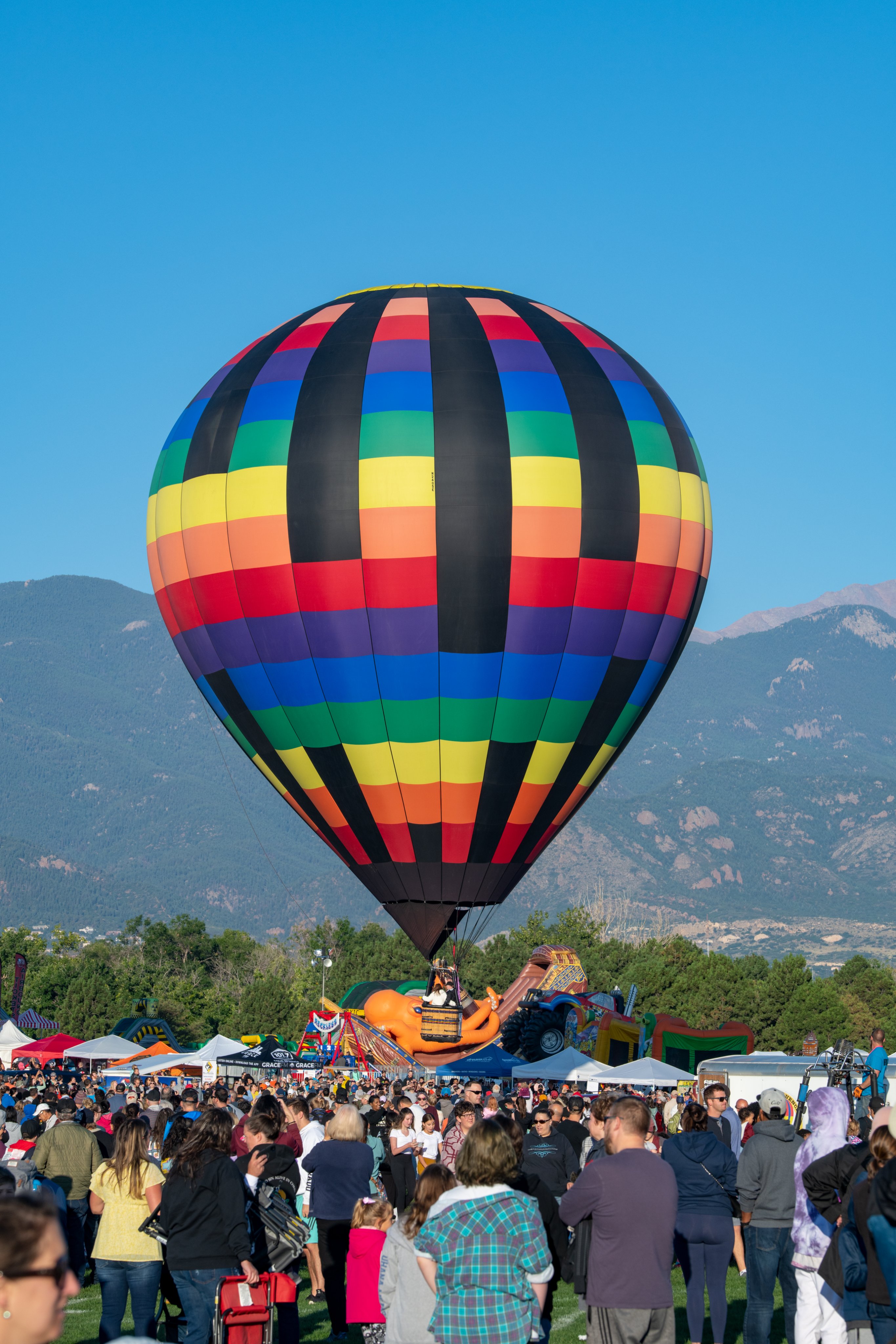 memorial park colorado springs hot air balloon festival