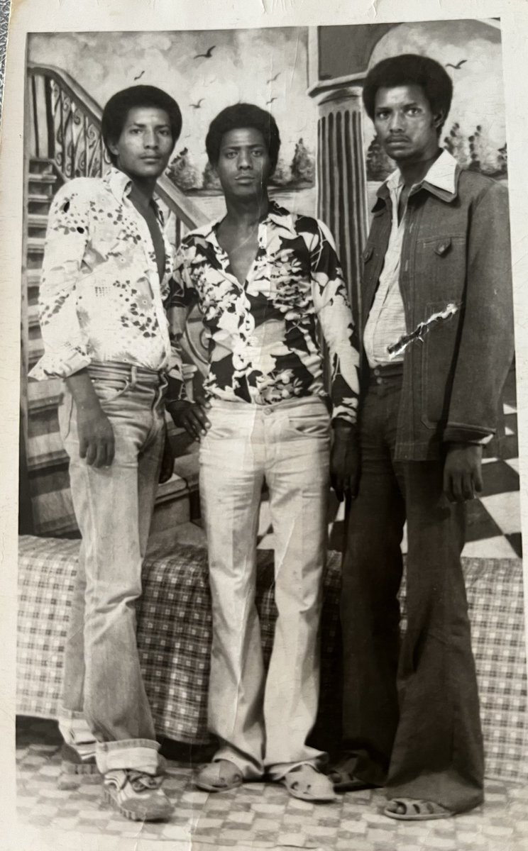 Hawzien's tweet image. Drip too hard 💊