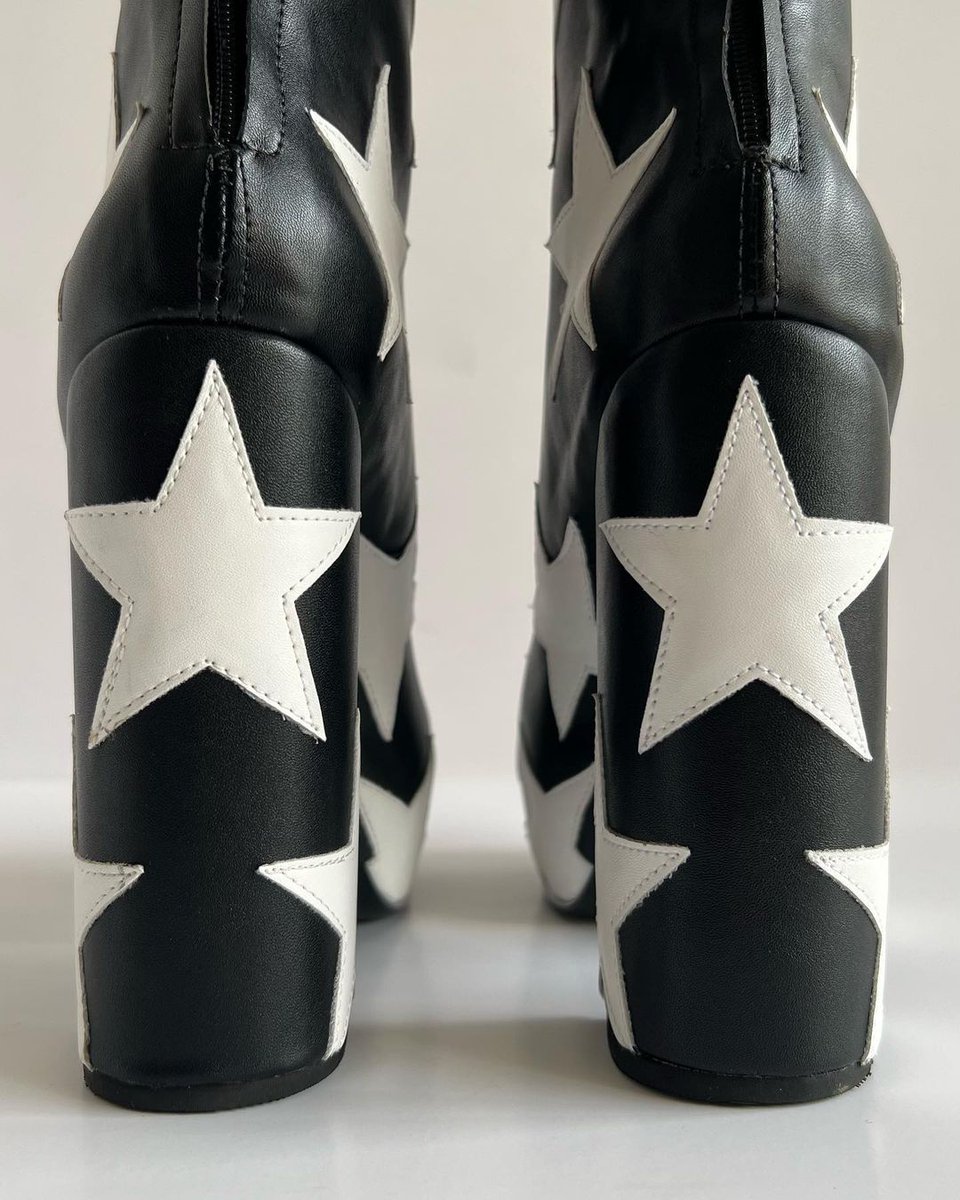 brarchives's tweet photo. paparazzi boot por okoko &amp; abel https://t.co/i4RnZle6yq