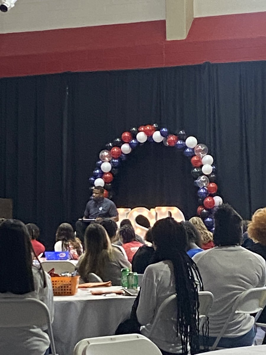 Big shout out to the BEST DISTRICT LEADERS! Students, Coaches and Parents continue to grow! Thank you Dr. Ball, Coach Corrales, Coach Delagarza and Coach Pointer. #servantleadership #growingleaders <a href="/JISD_ATHLETICS/">Judson ISD Athletics</a>