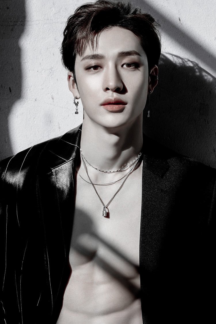 ⠀⠀⠀⠀⠀⠀

        cbnpoem update!
                        𝘷𝘪𝘢 𝘵𝘸𝘪𝘵𝘵𝘦𝘳.
                            
           Con una mano el toque y con la
           otra tu fierrote. 

⠀