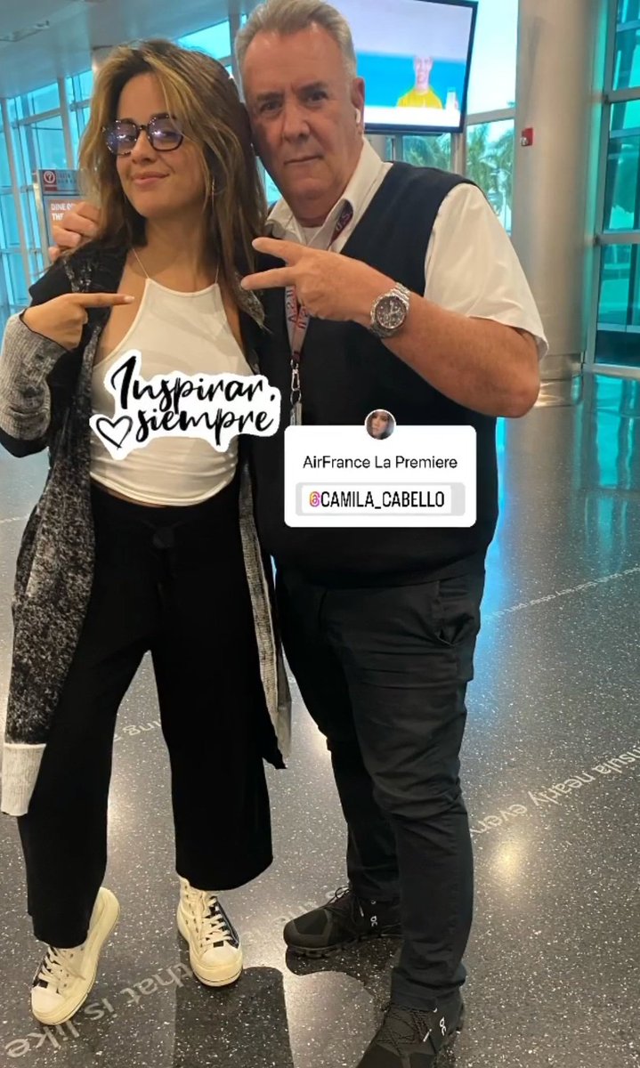CCNewsLatam's tweet photo. 📸 | @Camila_Cabello hoy en el aeropuerto https://t.co/tzUppS5dDf