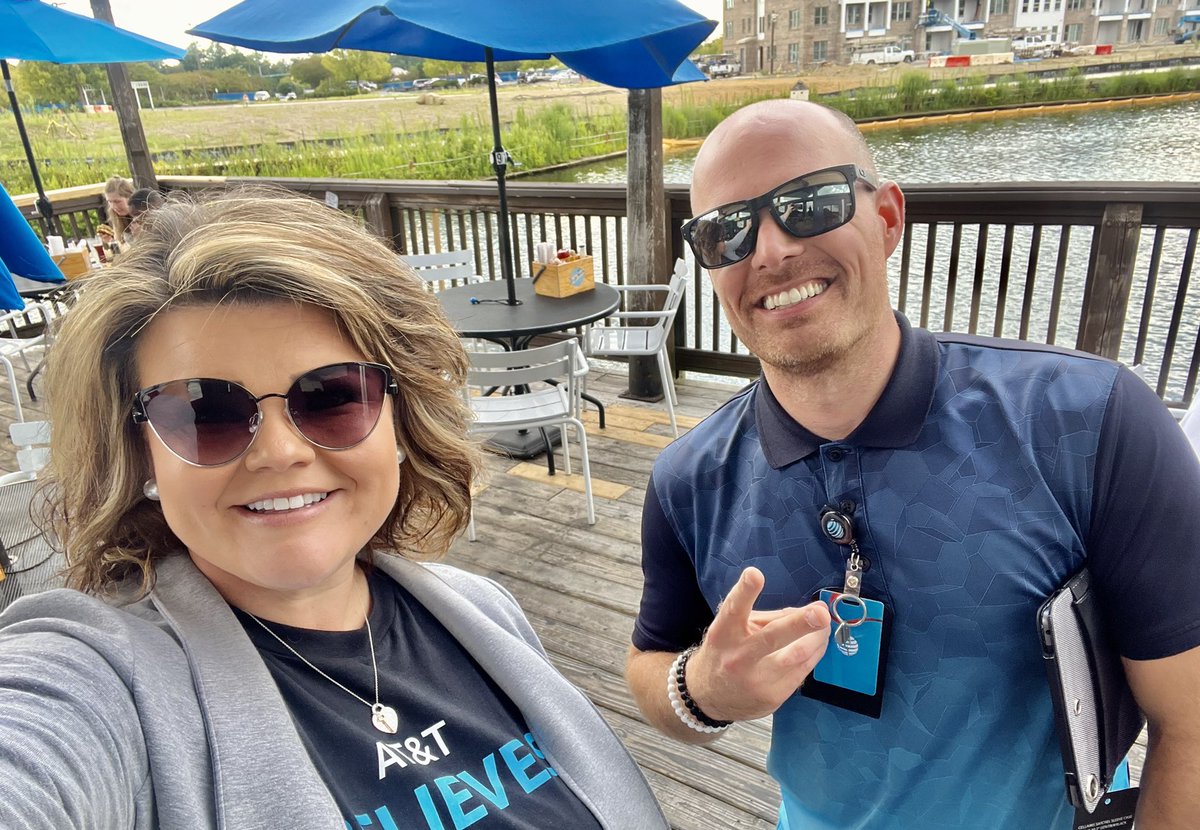CLBooe's tweet photo. Always a fun time when the boss @theriddler704 is in these streets with you! Congrats to this Platinum Winner @StankovicDj always getting it done at a high level! Keep grinding sir! 💎 💪🏼
#RelentlessWar🛡️ #CLT5 #Knights⚔️ @AdamMRagab @IHXNortheast @RelentWarriors https://t.co/g1p9JEKQ13